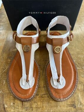 Brand New Tommy Hilfiger Brown T-Strap Sandals with Gold Logo